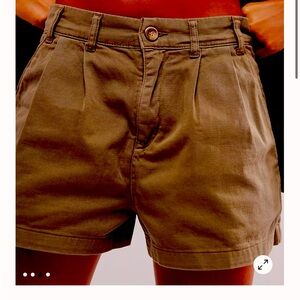 Free People Billie Pleated Chino Shorts Brown NWOT Size 6